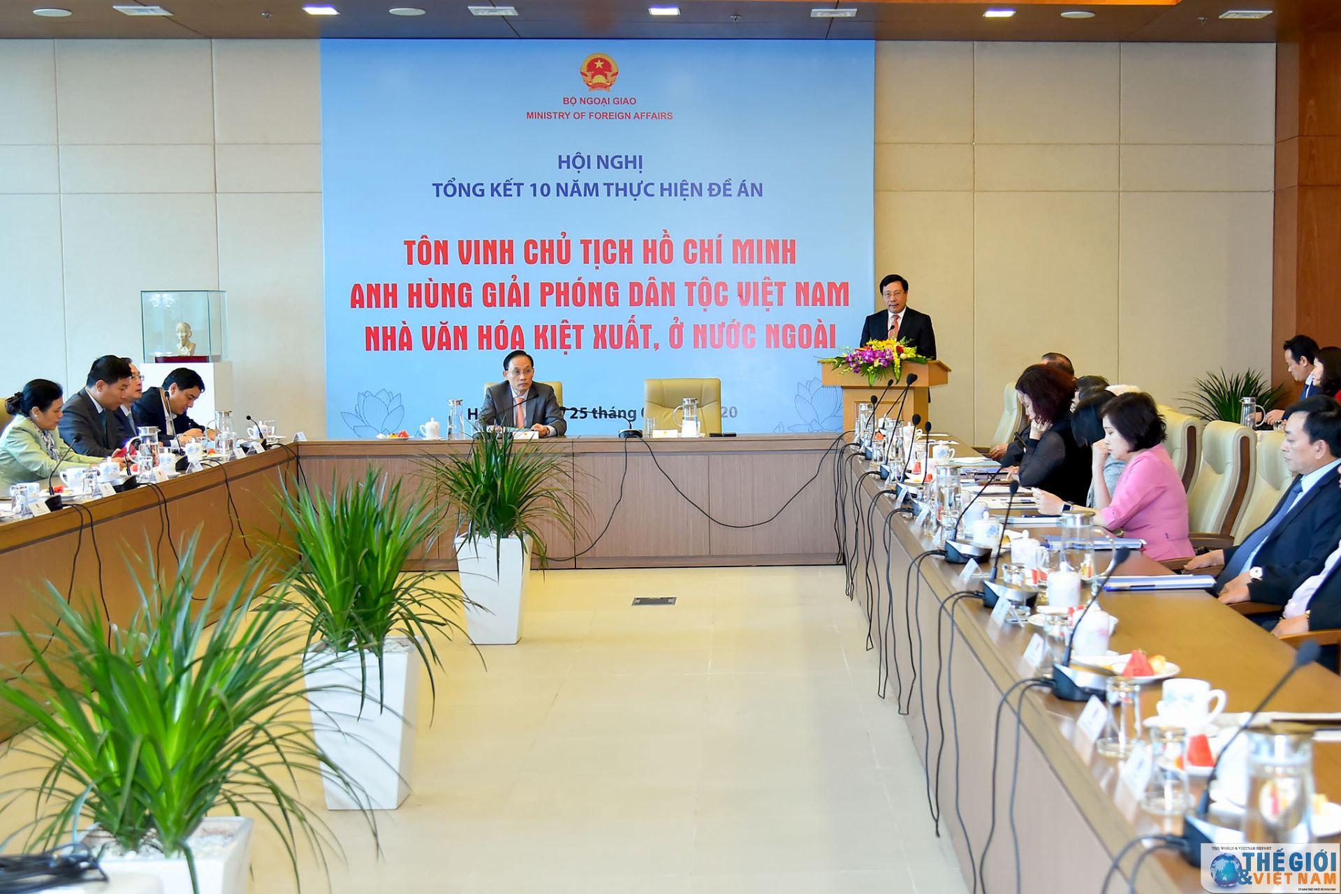 ton vinh chu tich ho chi minh o nuoc ngoai xuat phat tu tinh cam cua nhan dan the gioi doi voi bac