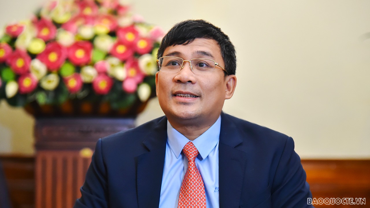 Thứ trưởng Ngoại giao Nguyễn Minh Vũ khẳng định, Việt Nam đã có căn cứ, điều kiện để tổ chức tiêm vaccine ngừa Covid-19 cho trẻ em.  (Ảnh: Tuấn Anh)