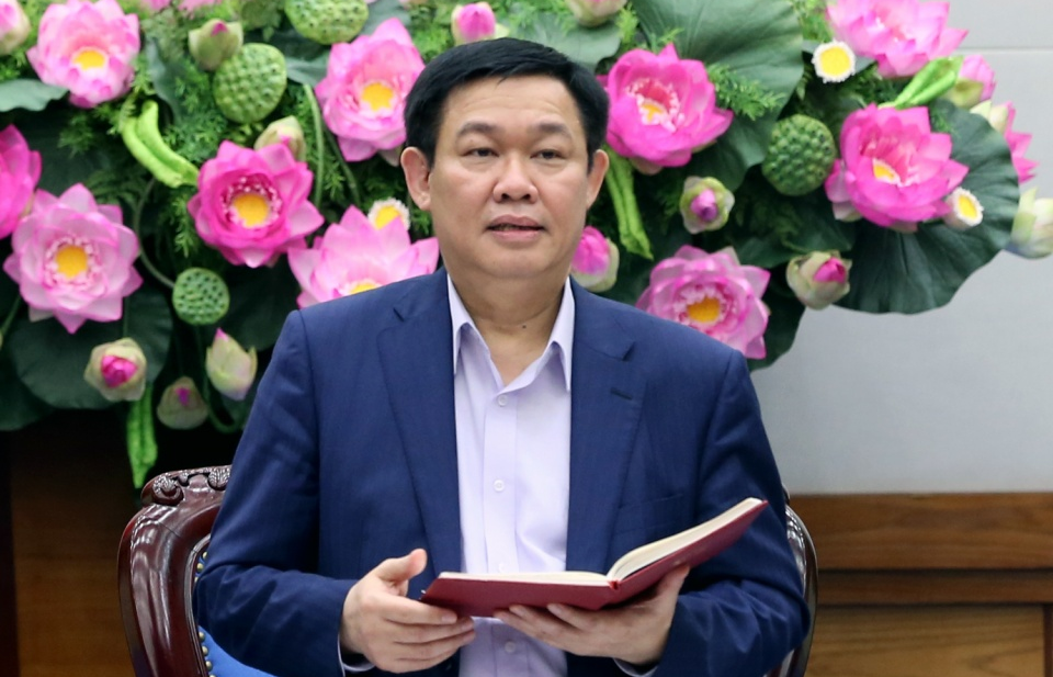 Ổn định kinh tế vĩ mô và kiên trì điều hành chính sách tài khóa, tiền tệ