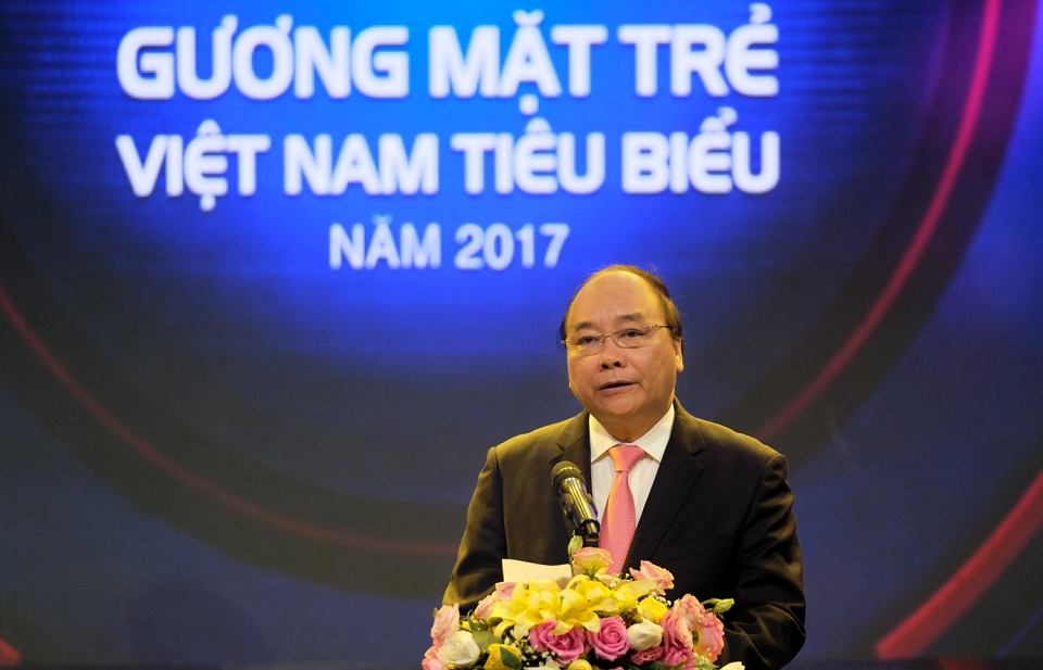 Đất nước mong chờ sự nỗ lực lao động sáng tạo của các bạn trẻ