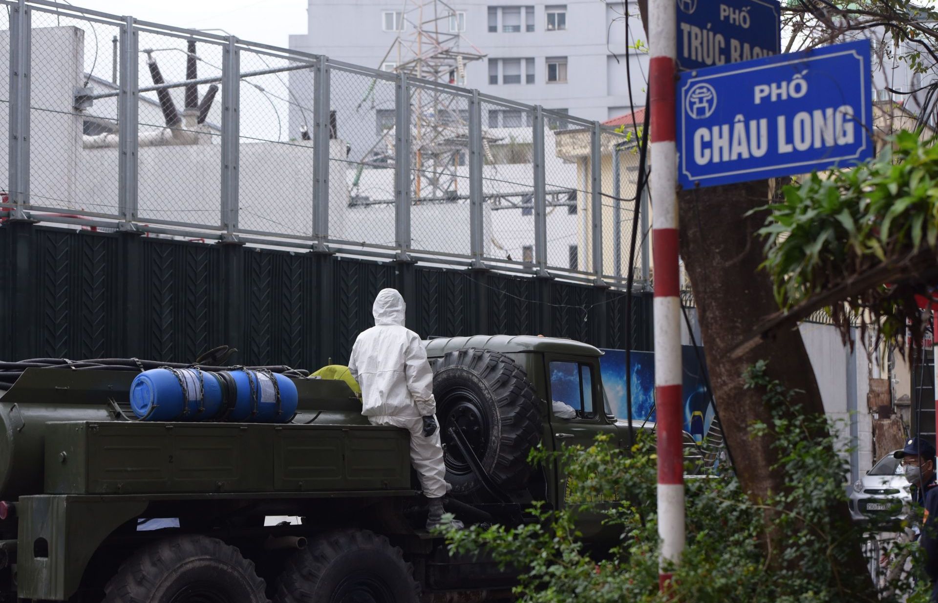 Đã xét nghiệm 2.304 người, Hà Nội đề nghị công bố dịch Covid-19