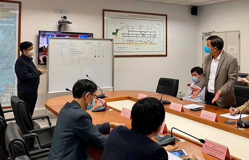 Đại dịch Covid-19: Họp khẩn tháo gỡ ách tắc nhập cảnh tại Sân bay Quốc tế Nội Bài