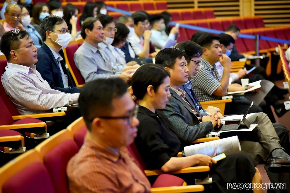 Bộ Ngoại giao tổ chức Hội nghị tập huấn triển khai Nghị định số 130 về kiểm soát tài sản, thu nhập của người có chức vụ, quyền hạn Bộ Ngoại giao tổ chức Hội nghị tập huấn triển khai Nghị định số 130 về kiểm soát tài sản, thu nhập của người có chức vụ