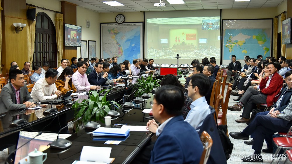 Bộ Ngoại giao quán triệt Nghị quyết Đại hội XIII của Đảng Bộ Ngoại giao quán triệt Nghị quyết Đại hội XIII của Đảng