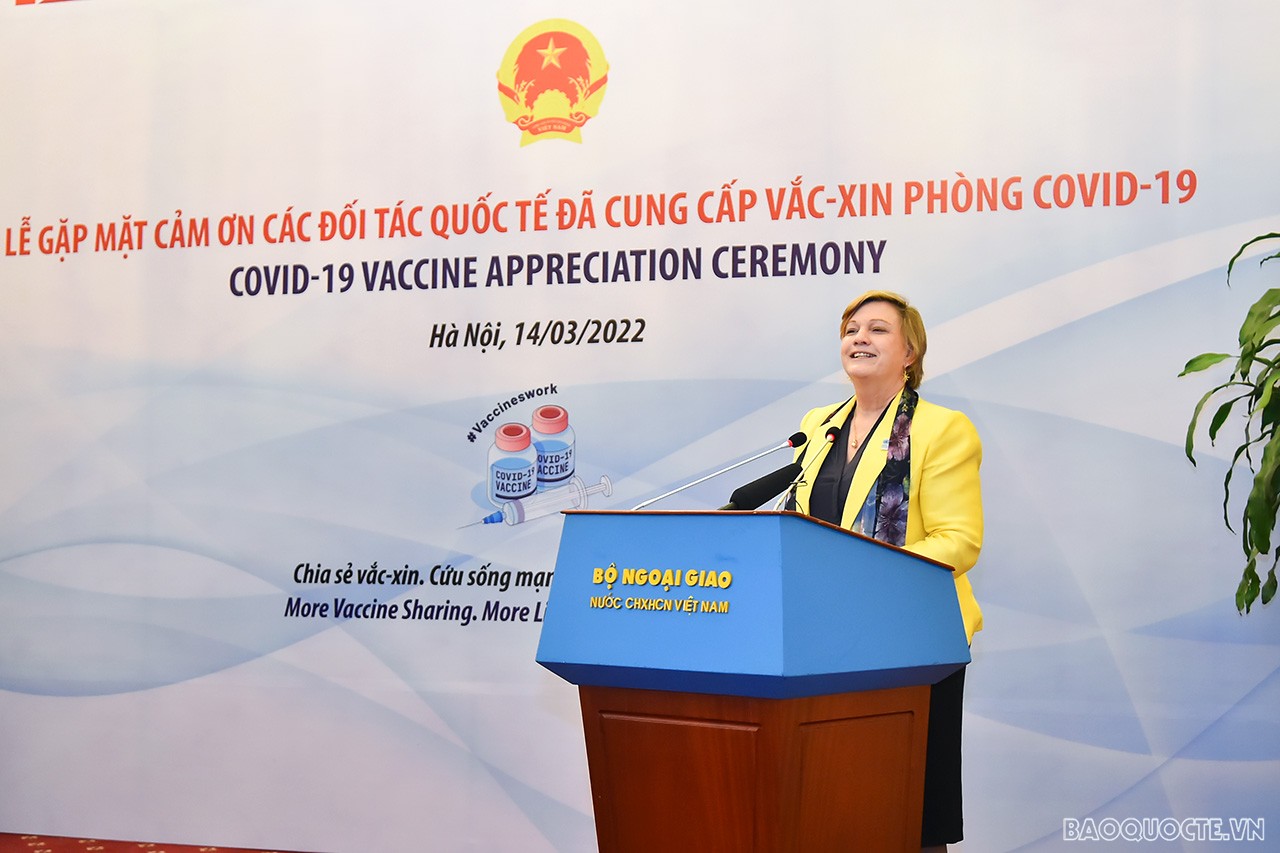 Việt Nam cảm ơn các đối tác quốc tế đã hỗ trợ vaccine phòng Covid-19 Việt Nam cảm ơn các đối tác quốc tế đã hỗ trợ vaccine phòng Covid-19