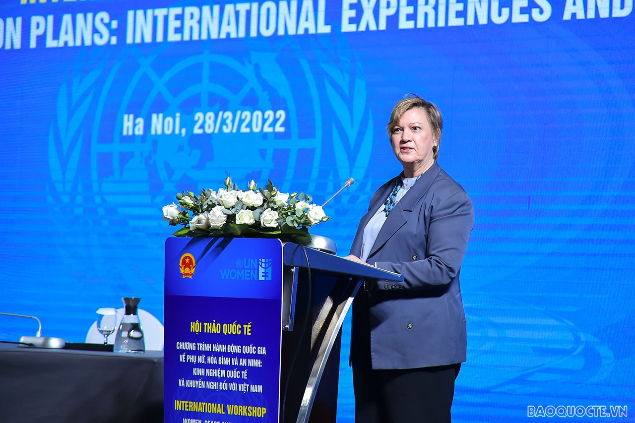 Khai mạc Hội thảo Chương trình nghị sự về Phụ nữ, Hòa bình và An ninh Khai mạc Hội thảo Chương trình nghị sự về Phụ nữ, Hòa bình và An ninh