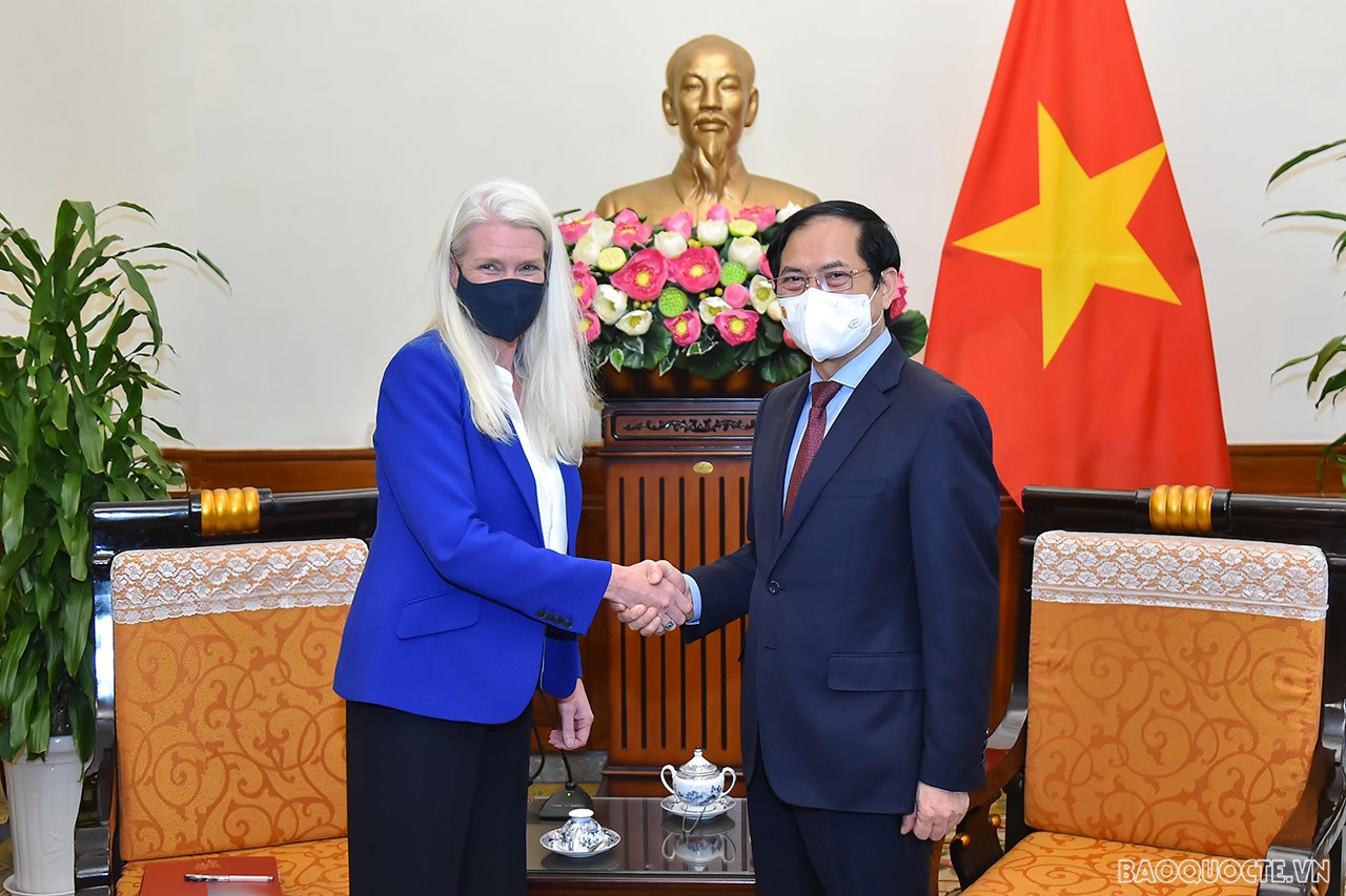 Việt Nam-Anh cần đẩy mạnh các hoạt động xúc tiến thương mại, đầu tư để tận dụng hiệu quả Hiệp định UKVFTA