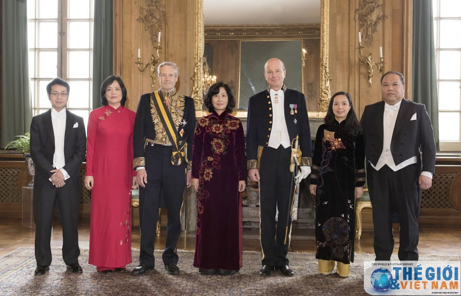 Đại sứ Việt Nam tại Thụy Điển trình Quốc thư