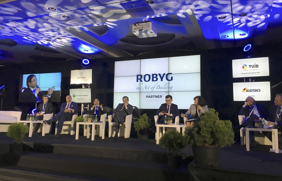 Đại sứ Vũ Đăng Dũng thăm làm việc với tỉnh Tây Pomerania, Ba Lan