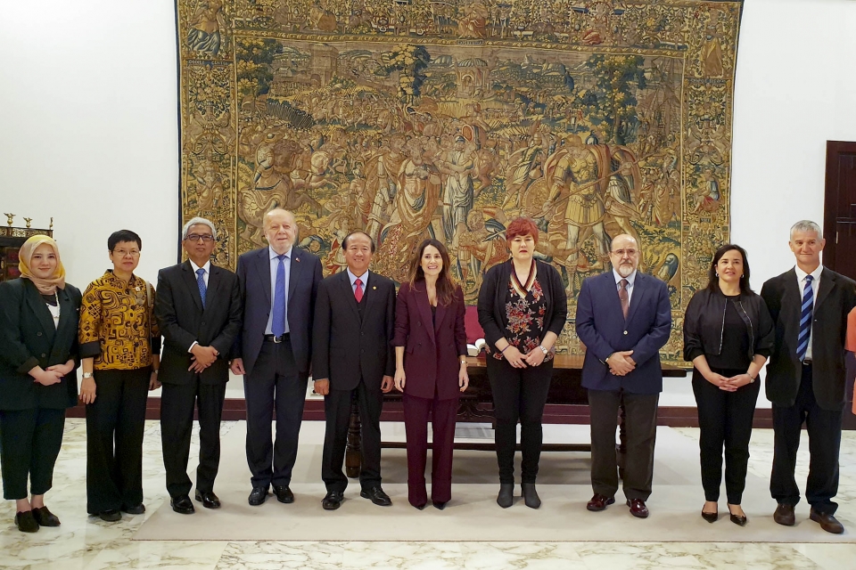 Thúc đẩy hợp tác kinh tế, thương mại và đầu tư Việt Nam - Tây Ban Nha thuc day hop tac kinh te thuong mai va dau tu viet nam tay ban nha