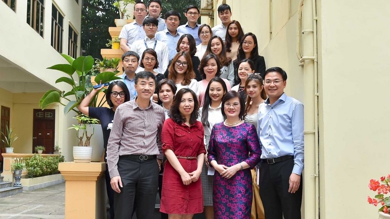 Cuộc đời tận hiến của Đại sứ Nguyễn Nguyệt Nga!