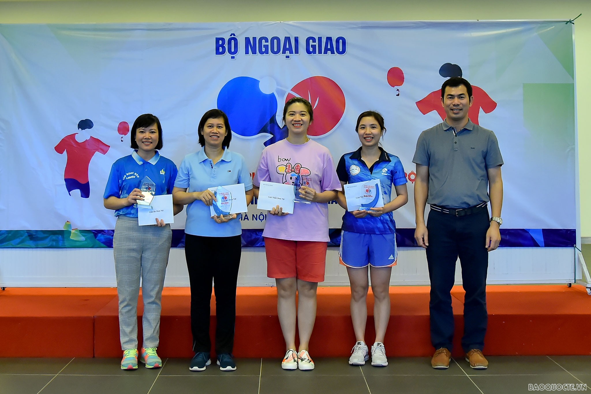 Tưng bừng Giải bóng bàn Vụ Trung Đông-châu Phi mở rộng