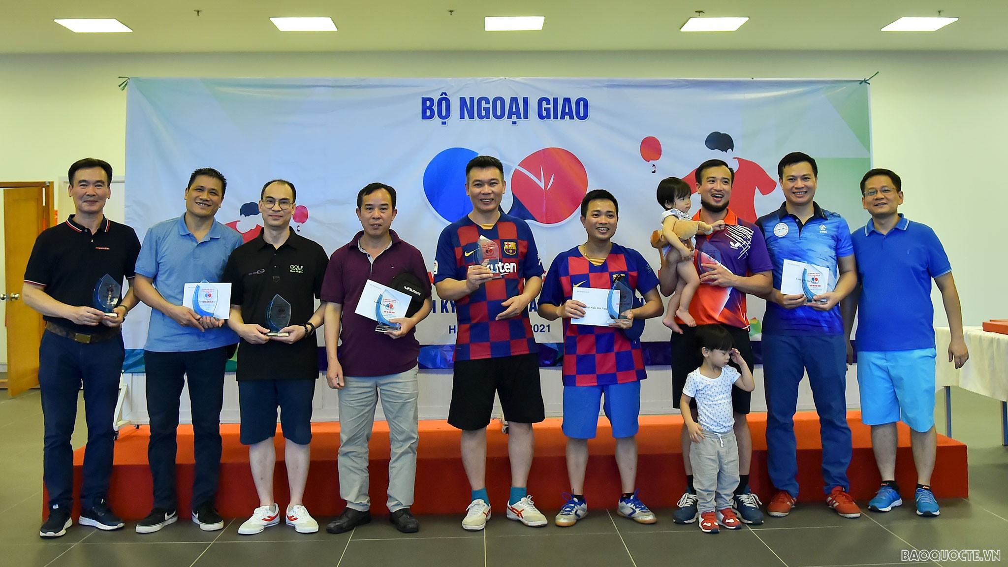 Tưng bừng Giải bóng bàn Vụ Trung Đông-châu Phi mở rộng