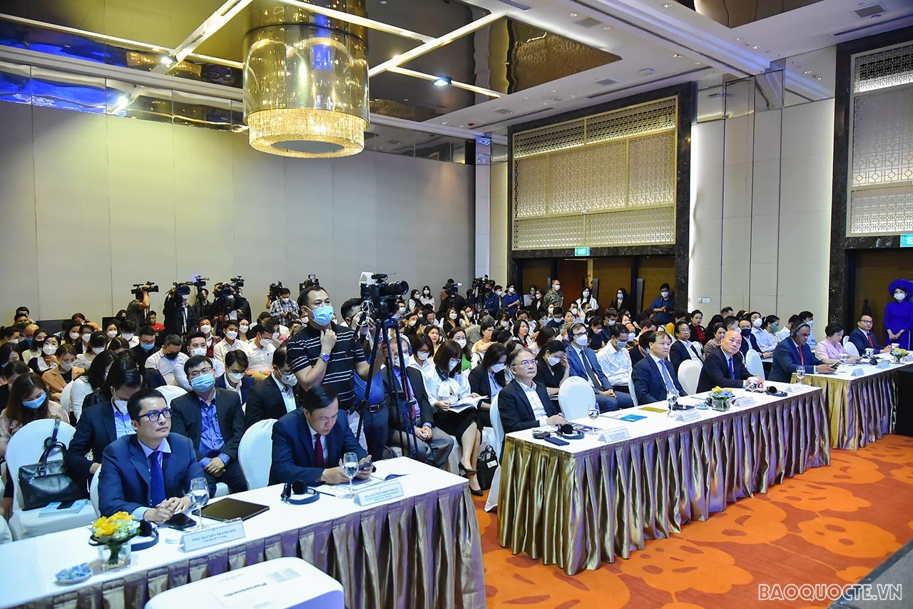 Khai mạc Diễn đàn Thương hiệu quốc gia Việt Nam năm 2022 Khai mạc Diễn đàn Thương hiệu quốc gia Việt Nam năm 2022