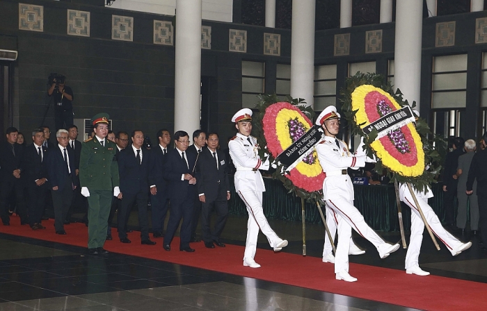 doan lanh dao bo ngoai giao vieng nguyen chu tich nuoc le duc anh