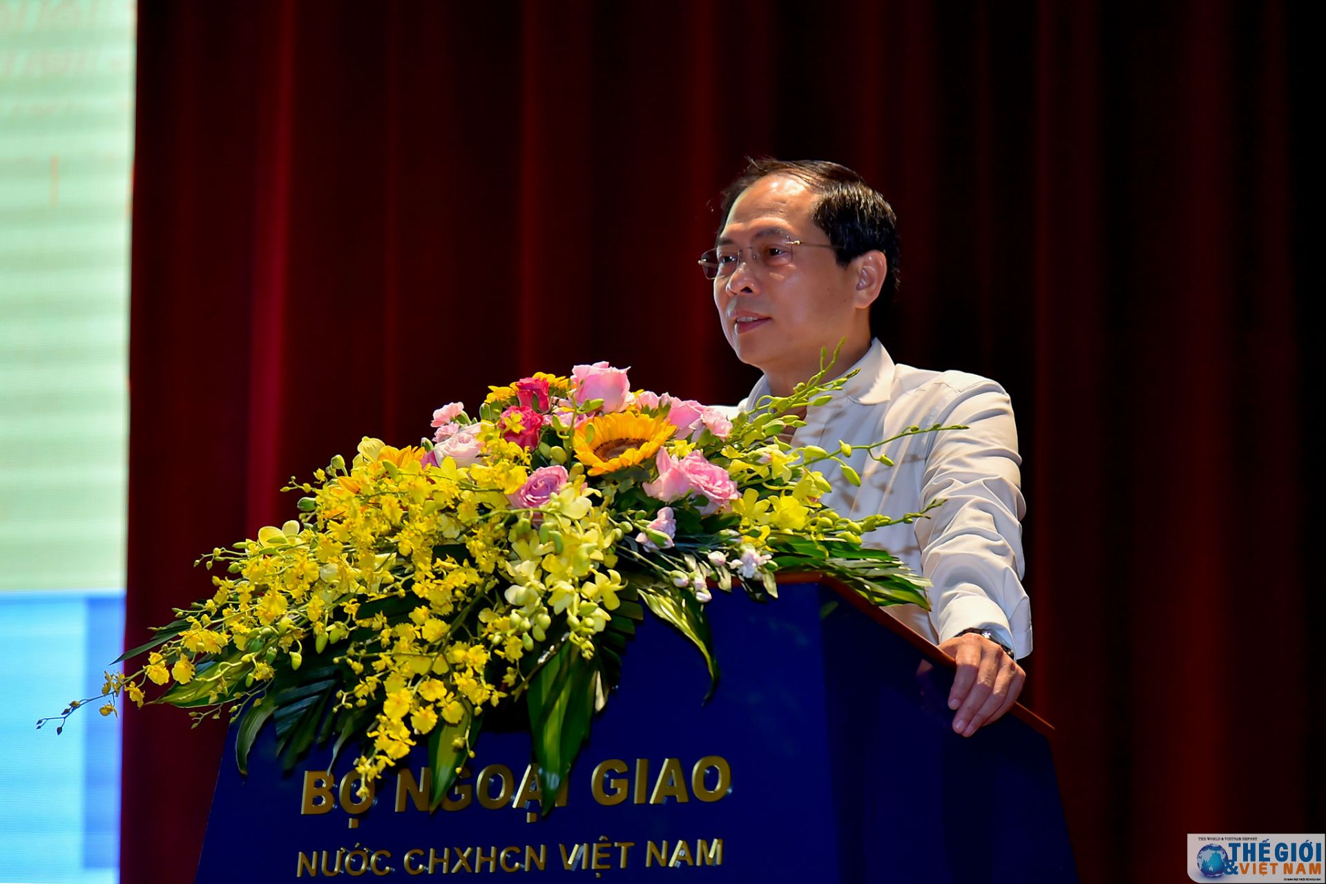 Đảng bộ Bộ Ngoại giao tổ chức hội nghị thông báo nhanh kết quả Hội nghị BCH Trung ương Đảng lần thứ 12 dang bo bo ngoai giao to chuc hoi nghi thong bao nhanh ket qua hoi nghi bch trung uong dang lan thu 12