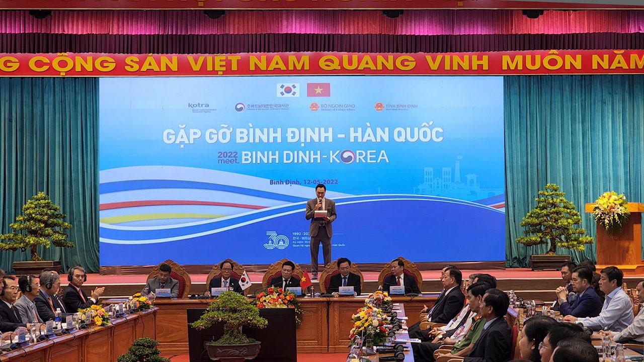 Bộ Ngoại giao phối hợp với tỉnh Bình Định và Đại sứ quán Hàn Quốc tại Việt Nam tổ chức Hội nghị Gặp gỡ Bình Định - Hàn Quốc Bộ Ngoại giao phối hợp với tỉnh Bình Định và Đại sứ quán Hàn Quốc tại Việt Nam tổ chức Hội nghị Gặp gỡ Bình Định - Hàn Quốc