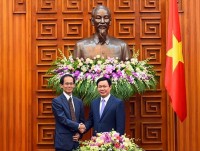 pho thu tuong tiep tong giam doc ngan hang standard chartered