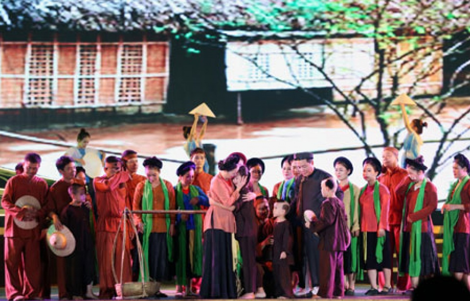 Kỷ niệm 60 năm ngày Bác Hồ về thăm quê