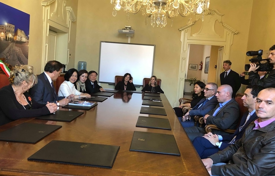 Thúc đẩy hợp tác kinh tế Việt Nam - Italy tại hai thành phố Parma và Piacenza