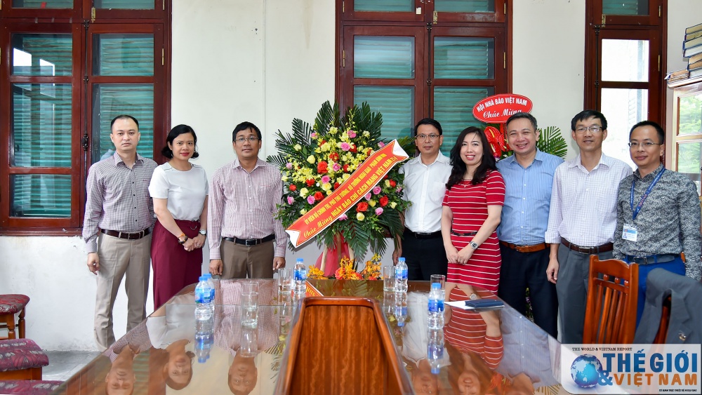 Thứ trưởng Ngoại giao Nguyễn Minh Vũ thăm và chúc mừng Báo Thế giới & Việt Nam thu truong ngoai giao nguyen minh vu tham va chuc mung bao the gioi viet nam 2