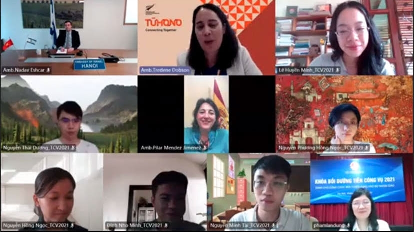 Chia sẻ của các Đại sứ Israel, Tây Ban Nha và New Zealand về nghề và nghiệp Ngoại giao Chia sẻ của các Đại sứ Israel, Tây Ban Nha và New Zealand về nghề và nghiệp Ngoại giao