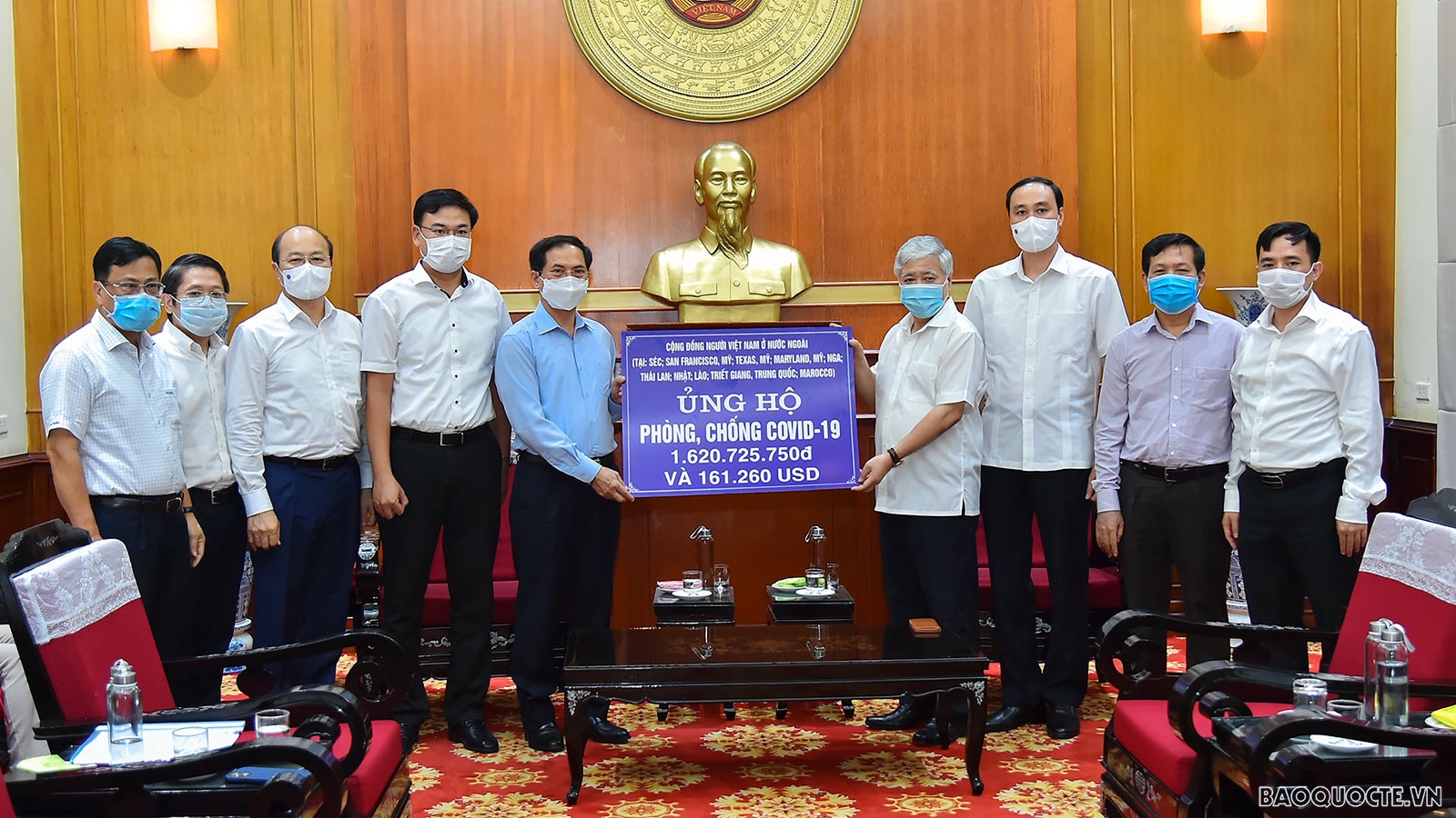 Sáu nhóm nhiệm vụ, giải pháp về công tác người Việt Nam ở nước ngoài trong tình hình mới Sáu nhóm nhiệm vụ, giải pháp về công tác người Việt Nam ở nước ngoài trong tình hình mới