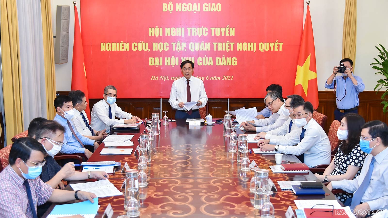 Đảng bộ Bộ Ngoại giao chủ động thích ứng với đại dịch Covid-19, quyết tâm thực hiện thắng lợi Nghị quyết Đại hội XIII của Đảng Đảng bộ Bộ Ngoại giao chủ động thích ứng với đại dịch Covid-19, quyết tâm thực hiện thắng lợi Nghị quyết Đại hội XIII của Đảng