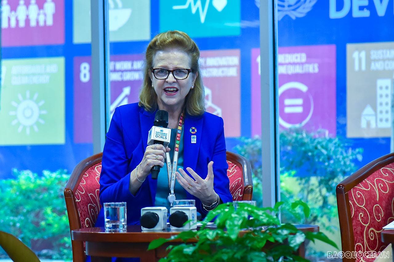 Ngày 16/6/2022, Đại sứ Australia tại Việt Nam Robyn Mudie nói chuyện tại UN. (Ảnh: Anh Sơn)