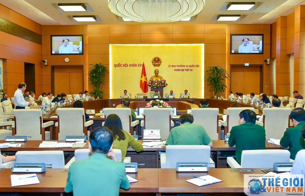 Không hạn chế quyền nhập cảnh của công dân trong bất kì trường hợp nào