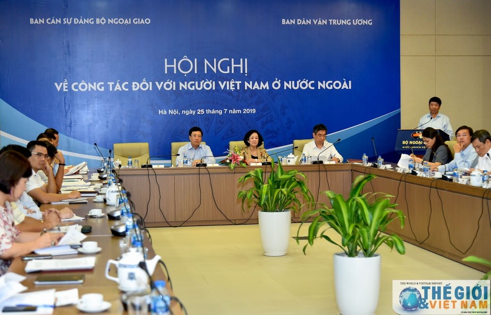 Nâng cao hiệu quả công tác về người Việt Nam ở nước ngoài