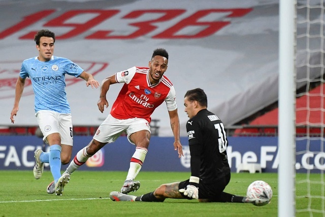 ban ket fa cup arsenal tra thu thanh cong truoc man city 9