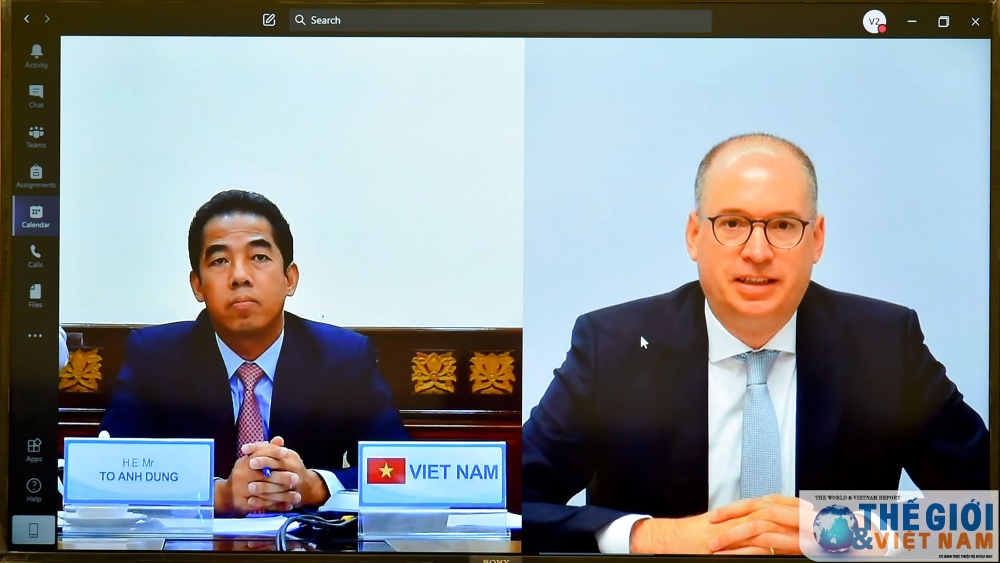 duc quan tam theo doi va quan ngai tinh hinh cang thang hien nay tai bien dong