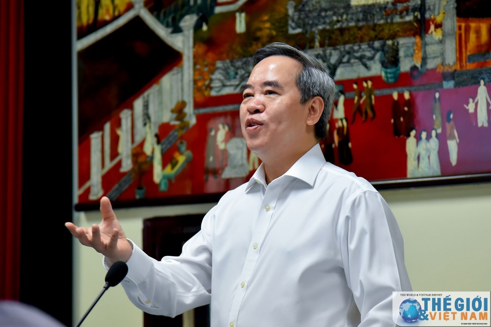 ngay 2772020 dong chi nguyen van binh uy vien bo chinh tri bi thu trung uong dang truong ban kinh te trung uong den noi chuyen voi cac can bo chu chot bo ngoai giao anh tuan anh 3