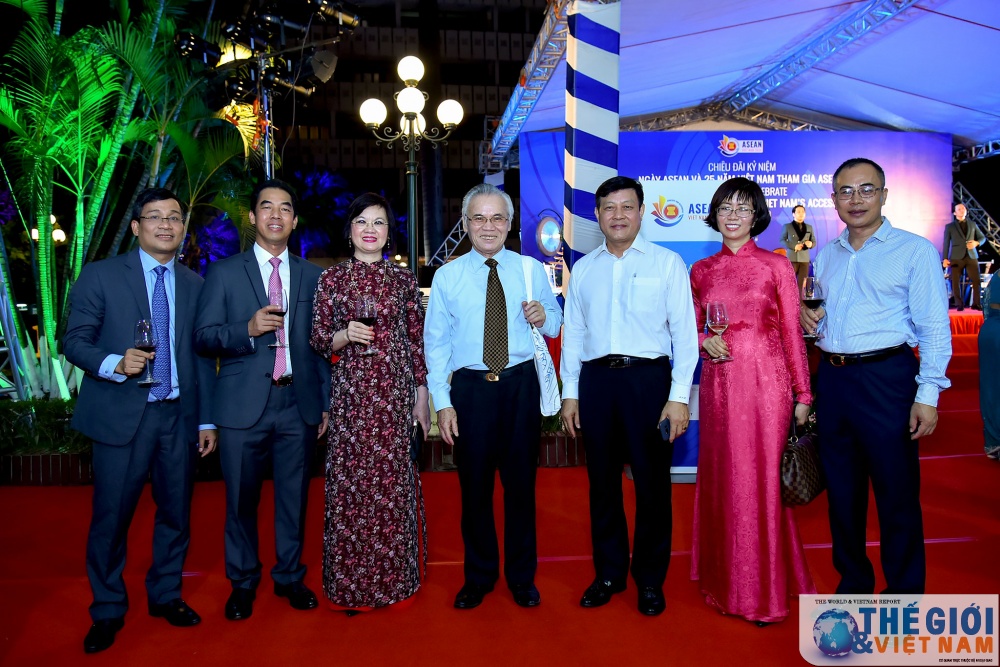 pho thu tuong pham binh minh viet nam luon gan bo voi ngoi nha chung asean 18