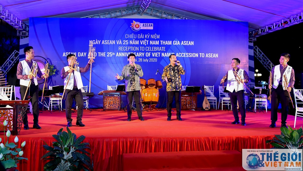 pho thu tuong pham binh minh viet nam luon gan bo voi ngoi nha chung asean 9