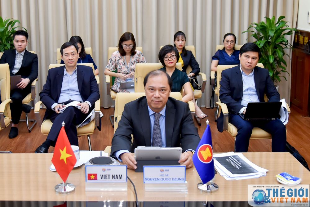 thu truong ngoai giao nguyen quoc dung hop truc tuyen asean hop tac hau covid 19