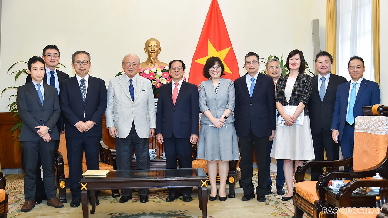 Đề nghị Liên minh nghị sĩ hữu nghị Nhật-Việt ủng hộ và hỗ trợ tổ chức các hoạt động kỷ niệm 50 năm thiết lập quan hệ ngoại giao Việt Nam-Nhật Bản Đề nghị Liên minh nghị sĩ hữu nghị Nhật-Việt hỗ trợ tổ chức hoạt động kỷ niệm 50 năm quan hệ Việt Nam-Nhật Bản