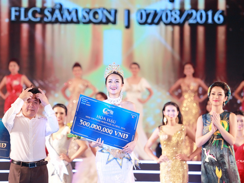 Người đẹp Trần Thị Thu Ngân đăng quang Hoa hậu bản sắc Việt toàn cầu 2016