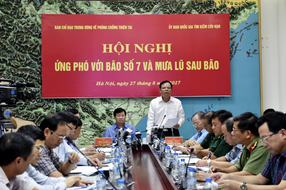 Họp khẩn ứng phó bão số 7 tin nhap 20170827220335