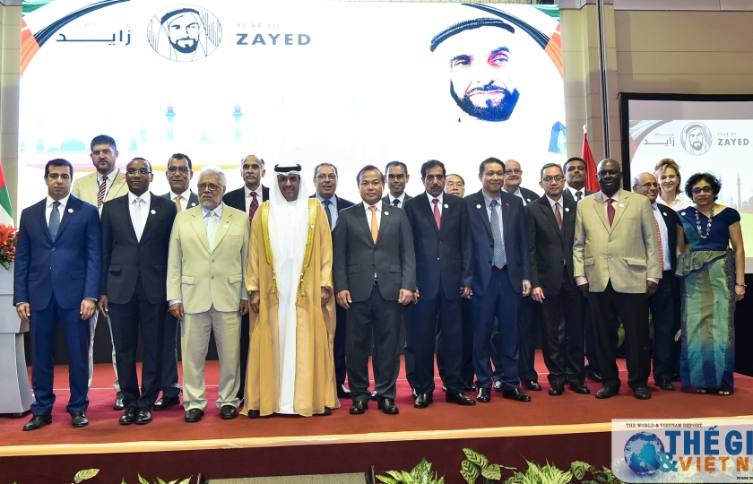 Triển lãm tưởng nhớ nhà sáng lập đất nước UAE tại Việt Nam