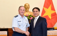 Thứ trưởng Thường trực Bùi Thanh Sơn tiếp đoàn Không quân Hoa Kỳ
