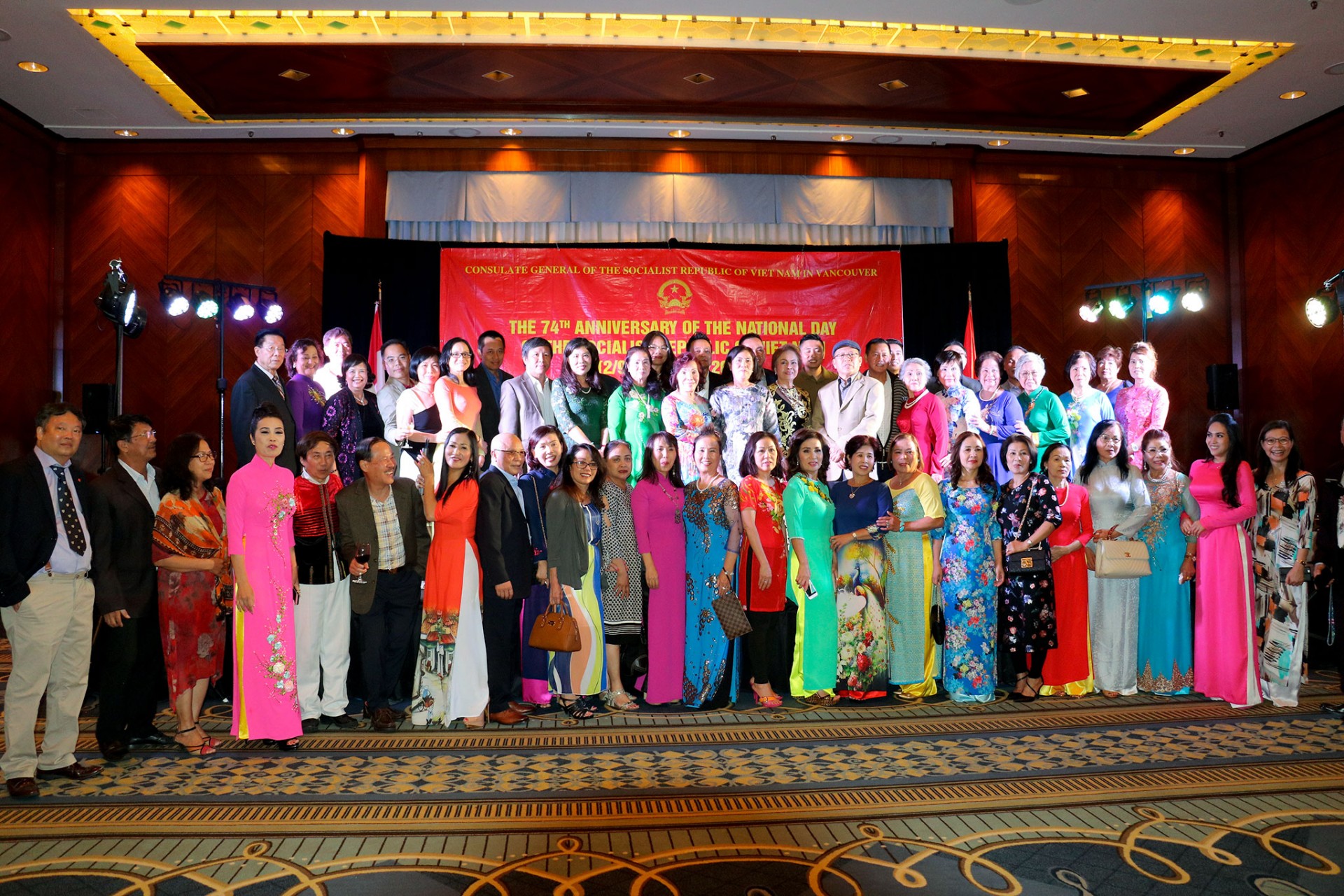 long trong ky niem quoc khanh 29 tai vancouver