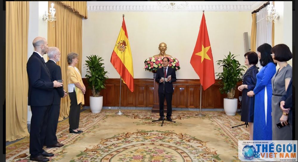 Bộ Ngoại giao ghi nhận đóng góp về công tác bình đẳng giới bo ngoai giao ghi nhan dong gop ve cong tac binh dang gioi