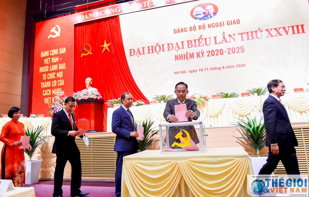 Đại hội đại biểu Đảng bộ Bộ Ngoại giao lần thứ XXVIII thành công tốt đẹp dai-hoi-dai-bieu-dang-bo-bo-ngoai-giao-lan-thu-xxviii-thanh-cong-tot-dep-7