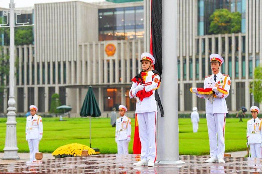 le vieng nguyen tong bi thu le kha phieu
