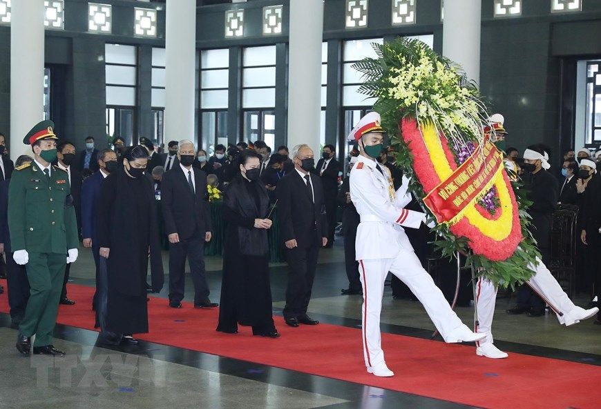 le vieng nguyen tong bi thu le kha phieu