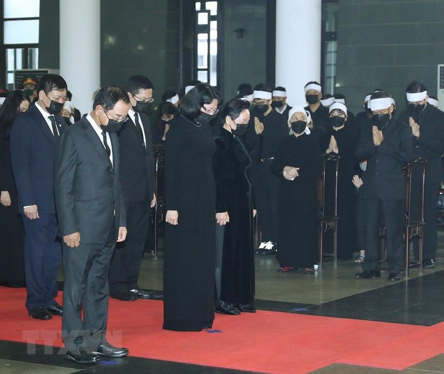 le vieng nguyen tong bi thu le kha phieu