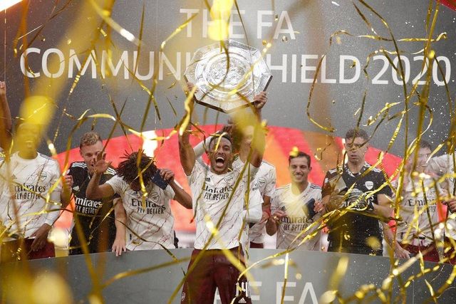 Liên tiếp có được những danh hiệu,, Aubameyang dường như sẽ không ra đi và chấp nhận gia hạn hợp đồng với Arsenal. arsenal-gianh-sieu-cup-nuoc-anh-mua-giai-20202021-13