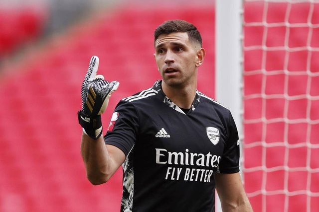 Thủ thành Martinez đã chơi tốt trong khung gỗ của Arsenal khiến người hâm mộ hoàn toàn yên tâm. arsenal-gianh-sieu-cup-nuoc-anh-mua-giai-20202021-5